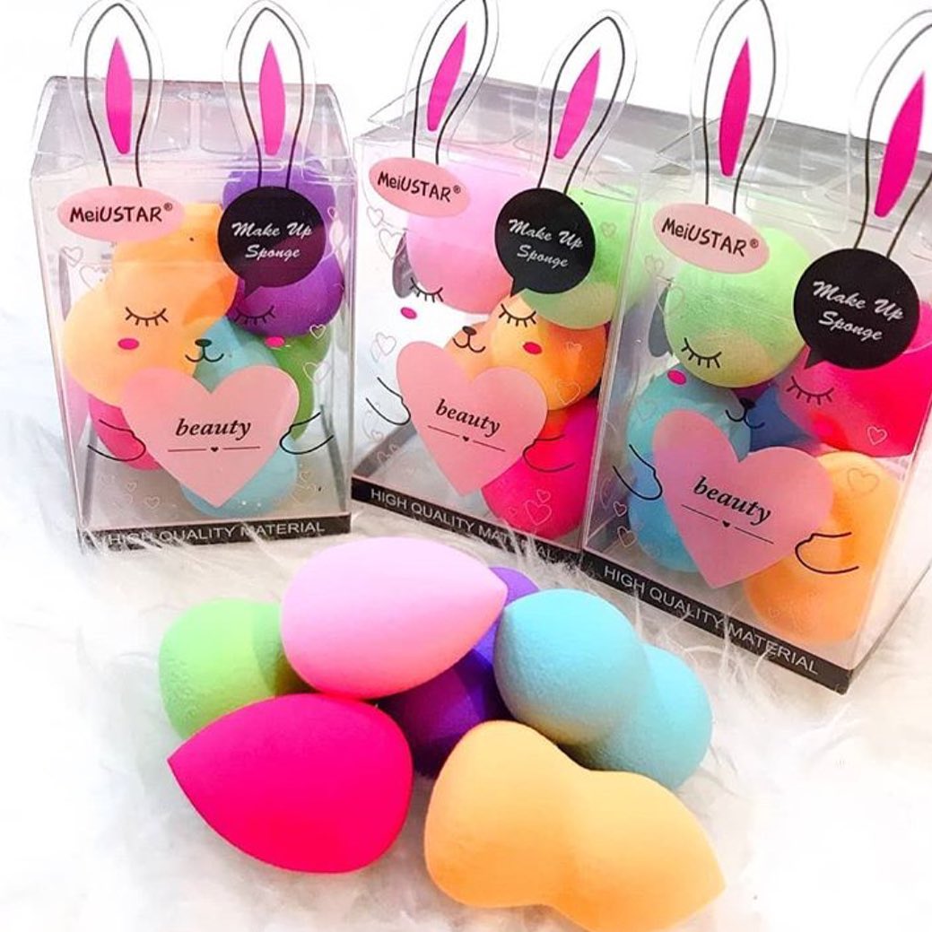 پد اسفنجی بیوتی بلندر Beautyblender 4 پد اسفنجی بیوتی بلندر Beautyblender